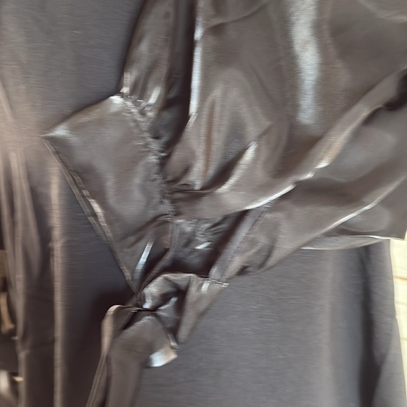 Easel black v-neck sheer shiny 3/4 sleeve mixed media rounded hem blouse shirt - Picture 5 of 16